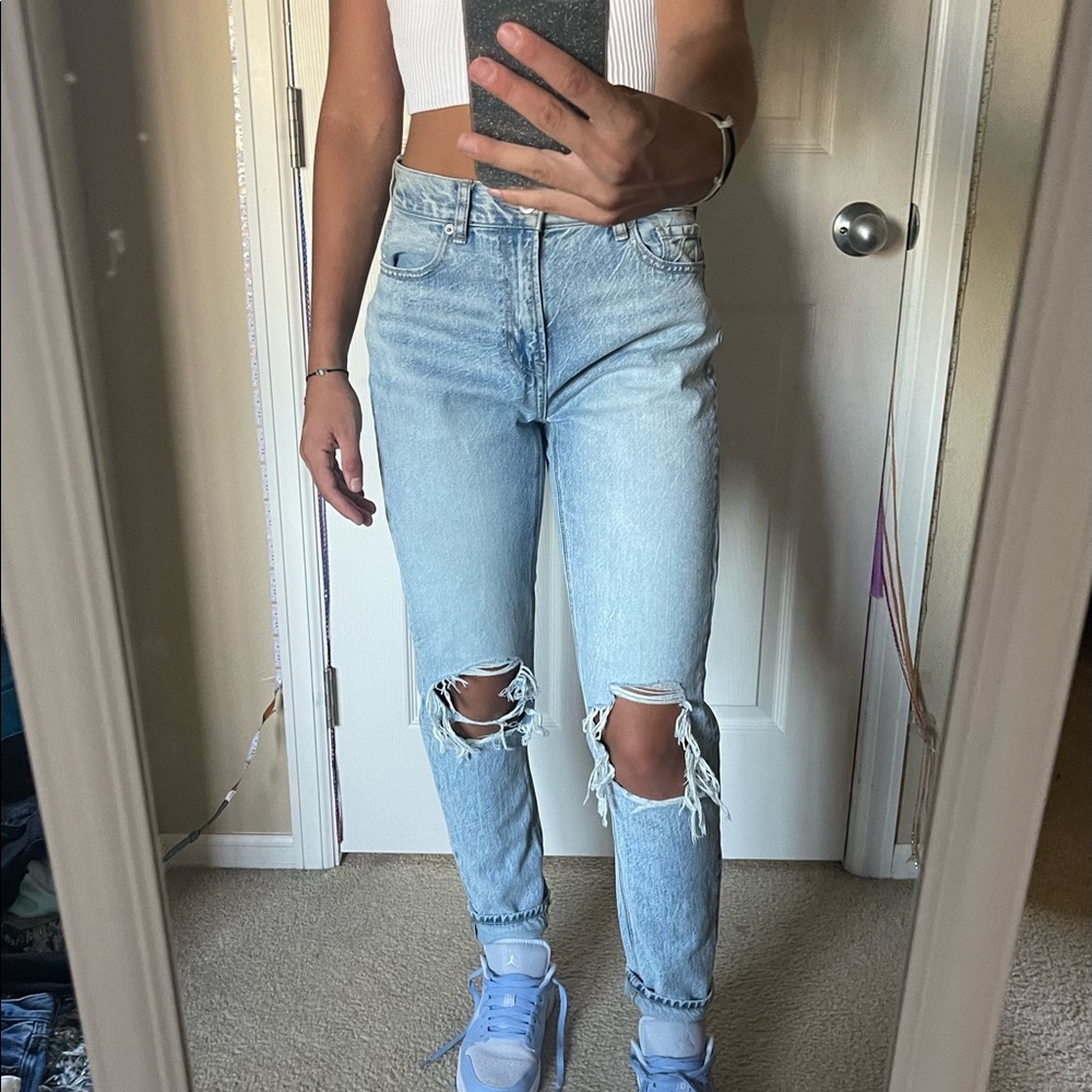 American eagle mom jeans